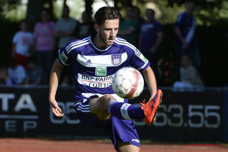 Du statut de futur crack d'Anderlecht à une entreprise de construction : "Hasi ne pensait pas que j'étais assez fort physiquement"