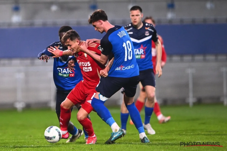 Sauvé par Epolo puis frustré par le poteau, le Standard partage à Dender et confirme le statu-quo général en Europe Play-Offs