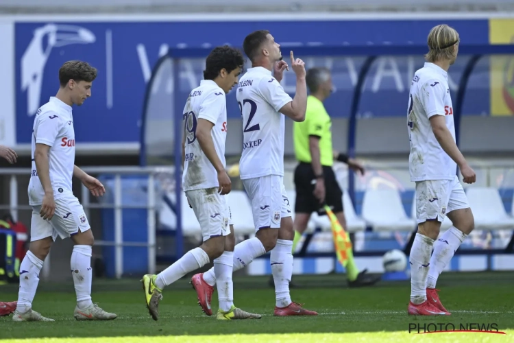 Anderlecht enchaîne et enfonce La Gantoise : 7 points d'avance à la 4e place et le plein de confiance à une semaine de la finale