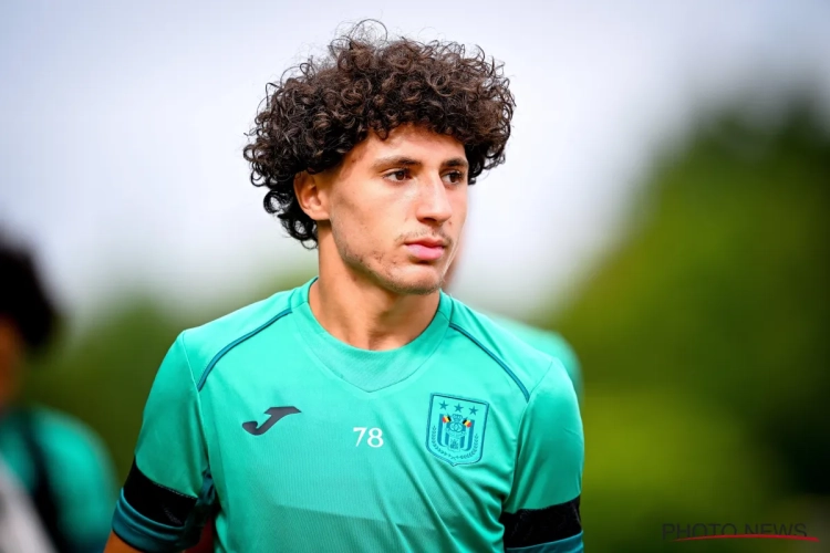 La première erreur de Jérémy Taravel ? Anas Tajaouart a reçu un cadeau empoisonné