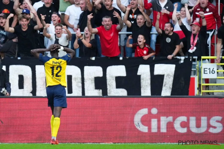 Un geste raciste fait scandale à l'Antwerp : le club prend la parole