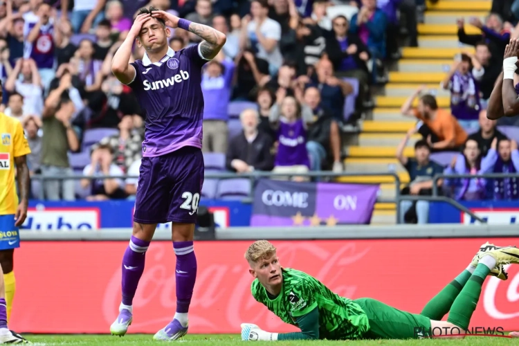 Le départ annoncé de Kasper Dolberg plonge Besnik Hasi dans l'incertitude : comment va-t-il s'en sortir ?