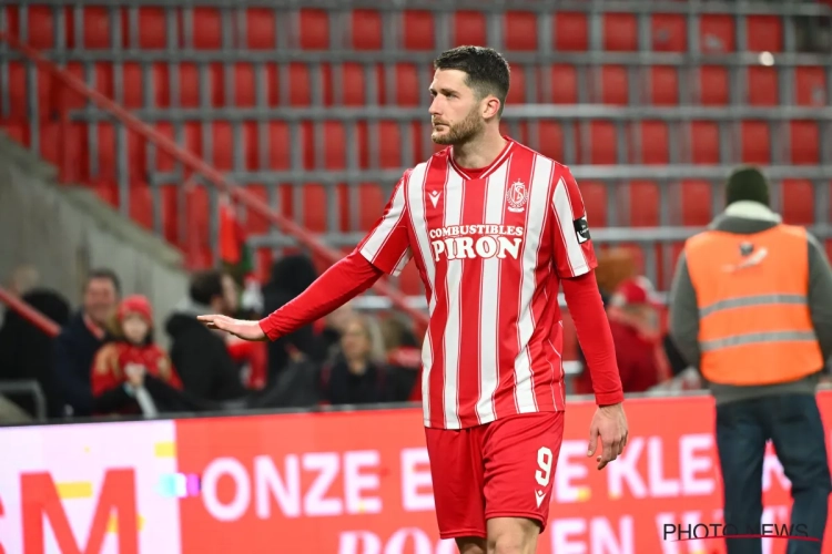 🎥 "On est nuls, il n'y a pas de souci" : la grosse engueulade de Thomas Henry avec un supporter du Standard