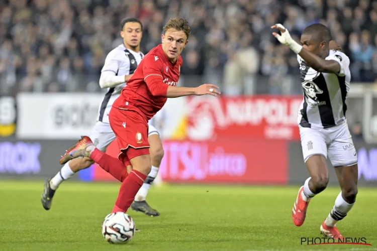 "Charleroi n'a pas joué un football spécial" : les regrets de Dennis Ayensa après la défaite du Standard