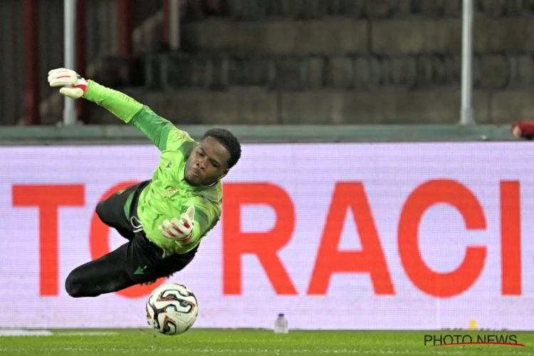 Coup très dur pour le Standard : Matthieu Epolo blessé, une importante absence à prévoir