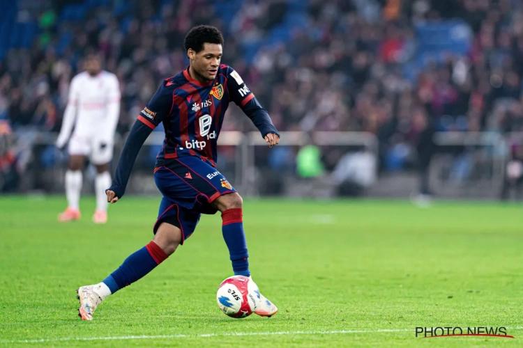 🎥 Il rattrape le temps perdu à Dortmund : Julien Duranville à toute vapeur en Suisse