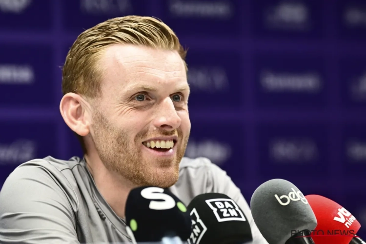 "C'est devenu trop complexe pour certains" : un ancien joueur d'Edward Still prévient le noyau d'Anderlecht