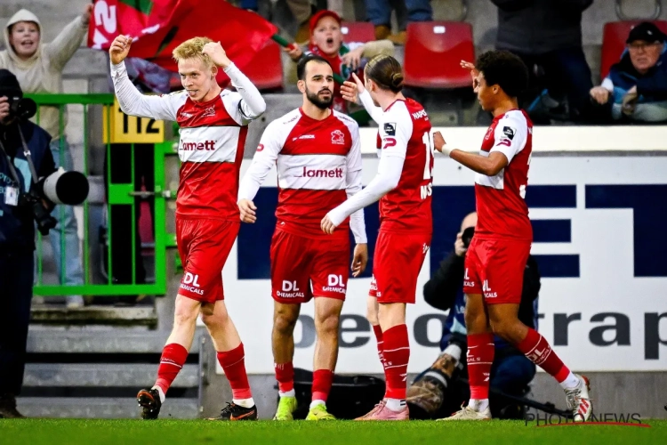 Zulte Waregem s'en sort en toute fin de match et enfonce Dender 