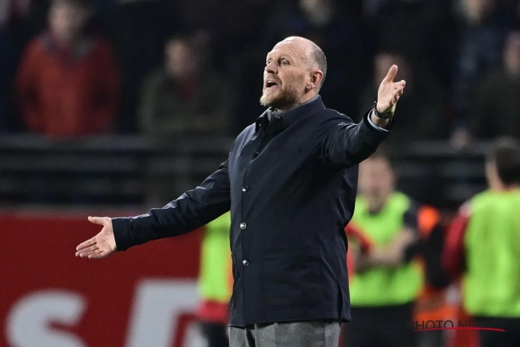 "On s'en sort bien avec un 0-4" : Joseph Oosting n'en revient pas après l'élimination de l'Antwerp 