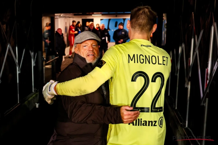 Malgré des mois difficiles, le bel hommage de Bart Verhaeghe à Simon Mignolet : "C'est typique de lui"