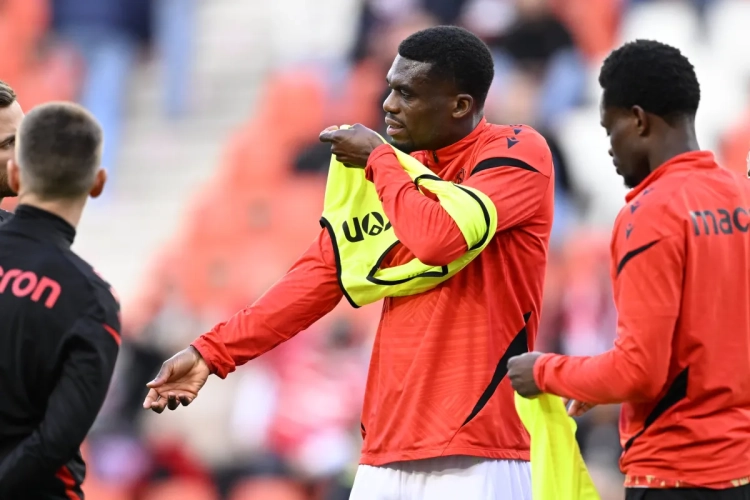 Le vestiaire du Standard ému par la blessure de Josué Homawoo : "L'une des pires blessures dans le foot"