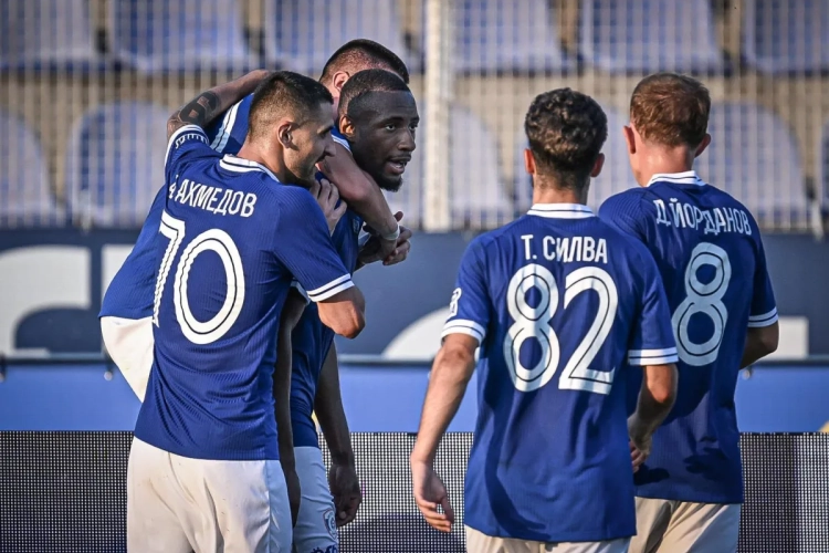 De Tubize à la D1 bulgare...et buteur dès son premier match : "Je garde de bons souvenirs de la RUTB, mais..."