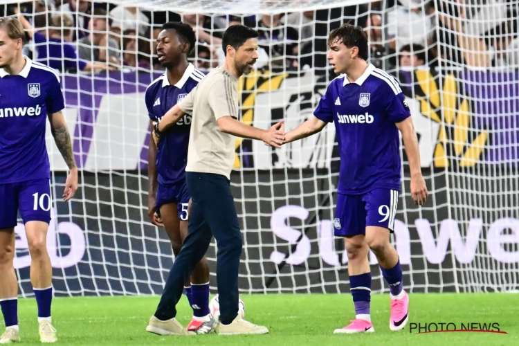 Des choix surprenants ? Vitor Bruno s'explique après la déception contre Genk
