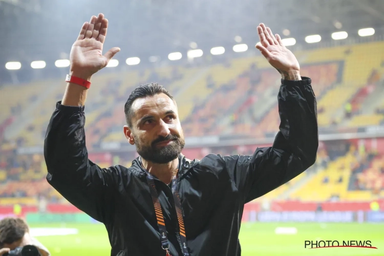 Deux minutes à scander son nom : un ancien chouchou d'Anderlecht accueilli en héros par les supporters mauves