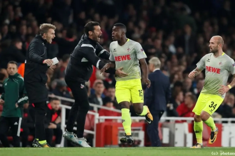 Vidéo: un lob de 40 mètres, Cordoba a régalé contre Arsenal