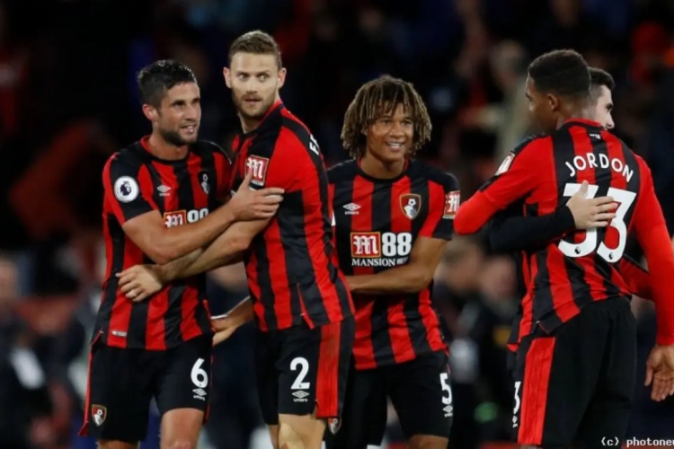 Bournemouth prend ses premiers points aux dépens de Knockaert et Ryan