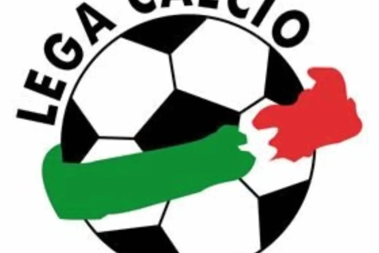 Le premier ministre italien suggère de suspendre la Serie A durant 2 ans!