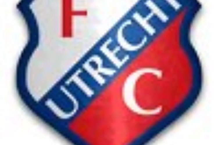 Ruiter signe à Utrecht