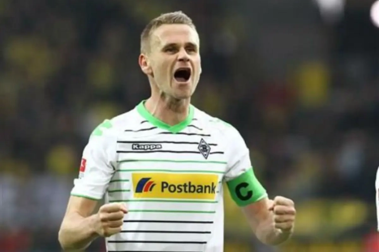 Daems: "Conserver notre sixième place"