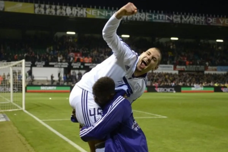 Dick Advocaat: " Mitrovic est un attaquant talentueux "