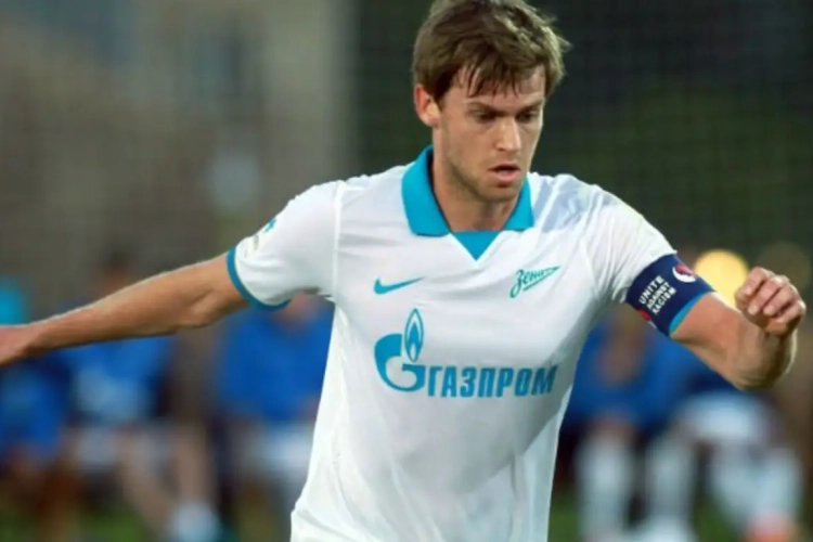 Lombaerts: "Ce serait bien de terminer au Zenit"