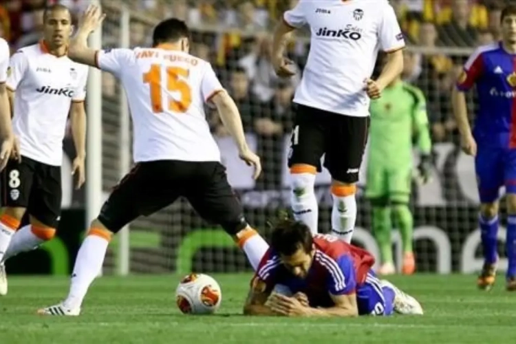 Coup d'arrêt pour Valence