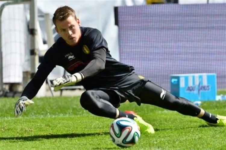 Mignolet, héros de Liverpool dès son retour