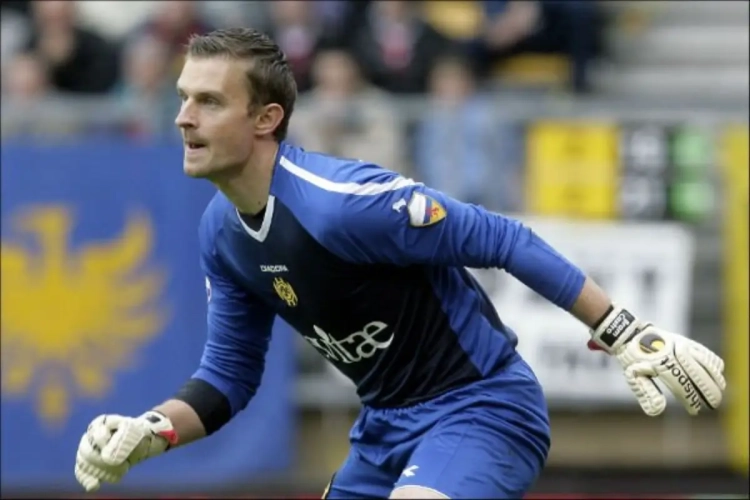 Bram Castro blessé pour trois mois