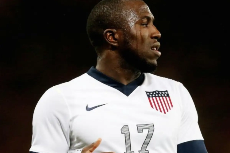 Jozy Altidore file au Mexique