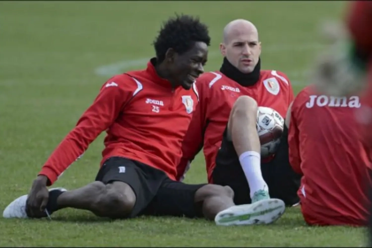 Le Standard ne lève pas le pied pour Kanu