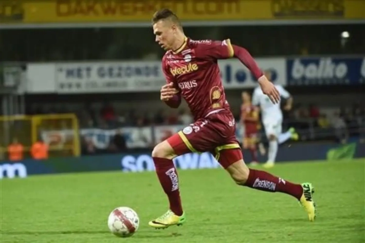 Malines enrôle Jens Naessens