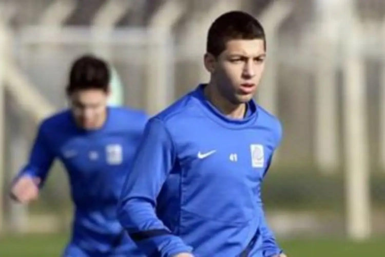 Un joueur sans contrat signe à Louvain