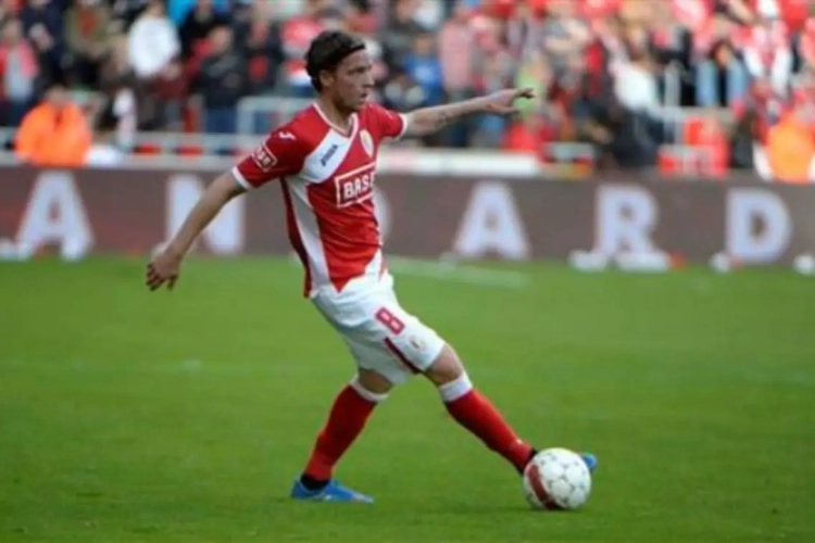 Ron Stam retrouve de l'embauche