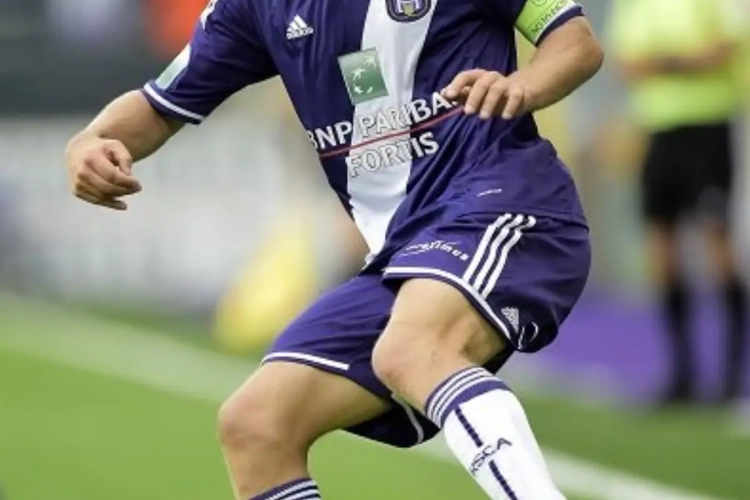 Deschacht: "Mouscron ne descendra pas"