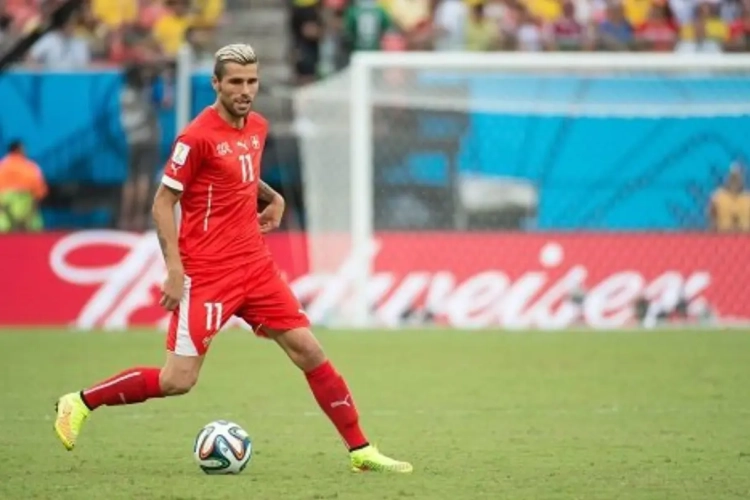 Un riche fan d'Hambourg permet l'arrivée de nouveaux joueurs 