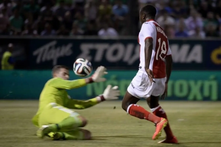 Un doublé de Mbombo offre la victoire à Auxerre