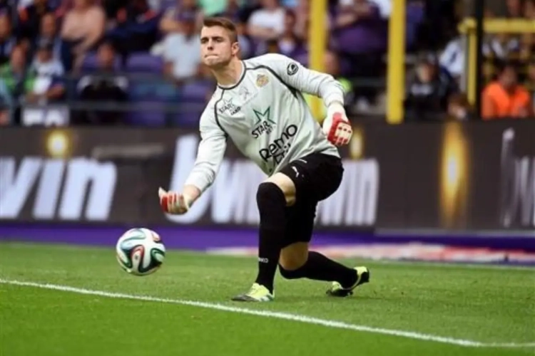 Coosemans: "Au Club, je pouvais rien faire en 90 minutes. Pas à Waasland'