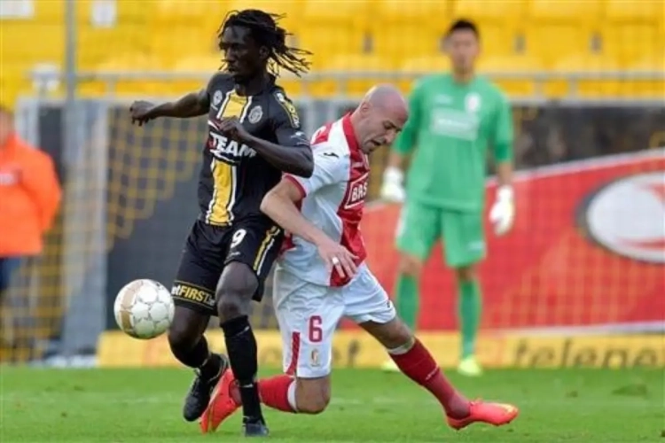 Laurent Ciman: " Nous devons retrouver de la stabilité "