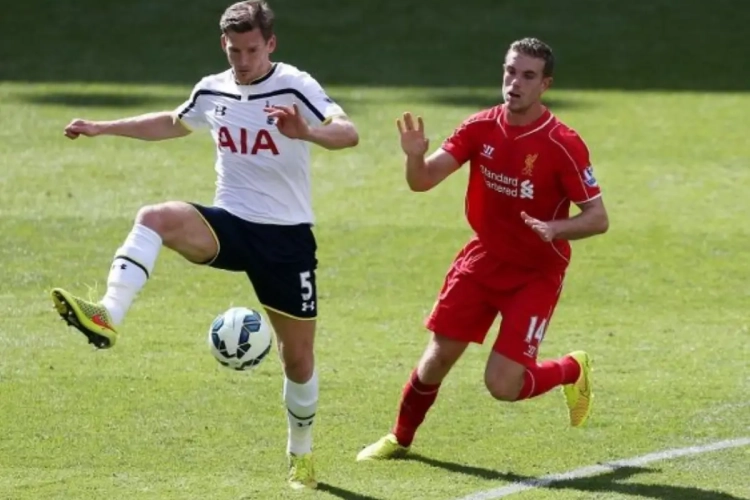 Tottenham et Vertonghen discutent prolongation