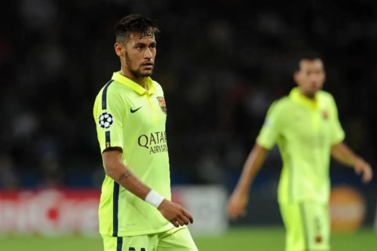 Neymar ne connaît personne à l'Ajax