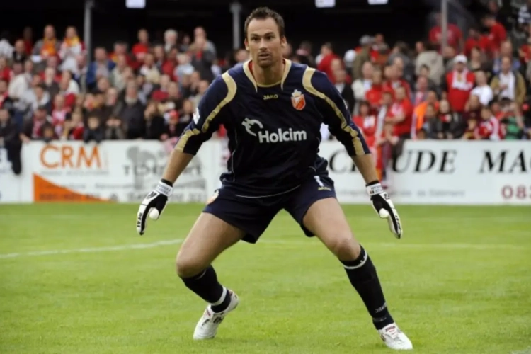 Tristan Peersman évoque le premier contrat de son jeune fils au PSV