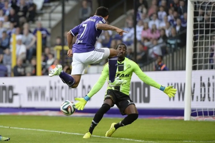 Besnik Hasi espère avoir le soutien du public face à Lokeren