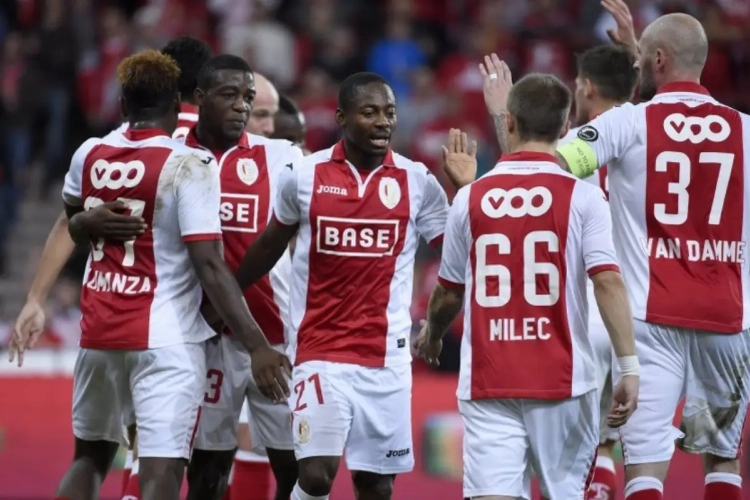 Un tifo liégeois commun pour le Clasico