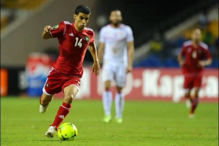 Boussoufa discute avec son coach moscovite