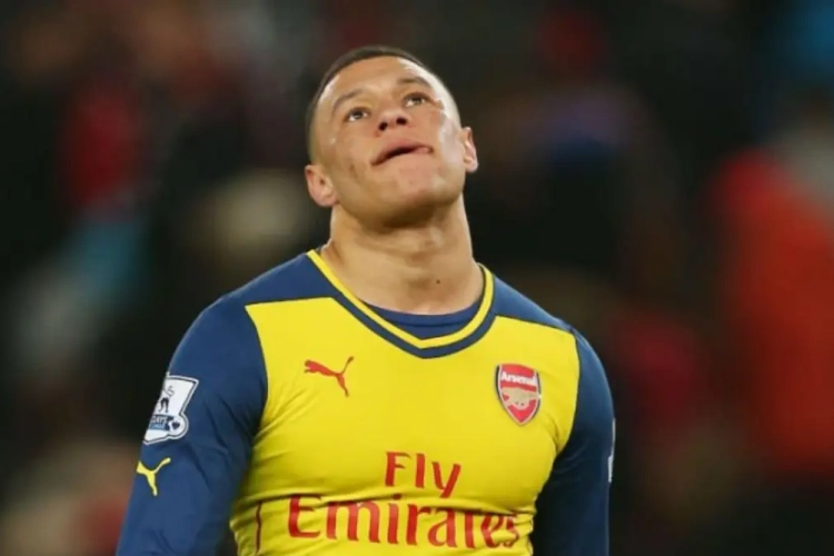 Oxlade-Chamberlain prêt à renoncer à 90.000 livres par semaine