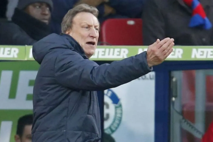 Les confidences poignantes de l'entraîneur de Cardiff : "J'ai sérieusement pensé à arrêter"