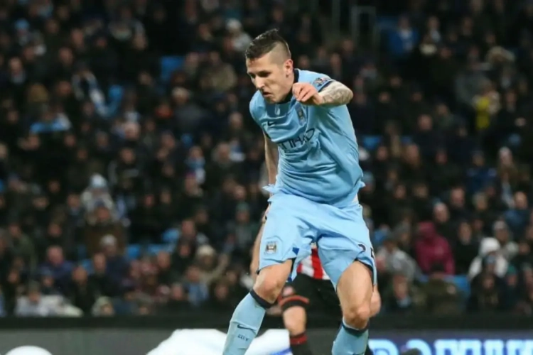 Jovetic sur le départ : "Pellegrini m'a tué avec cette décision"