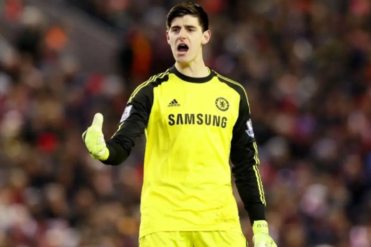 Mourinho critique : "Courtois aurait dû anticiper le lob d'Adam"