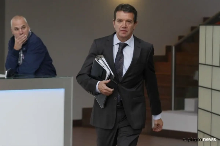 Louwagie sur la pelouse: "Incompréhensible"