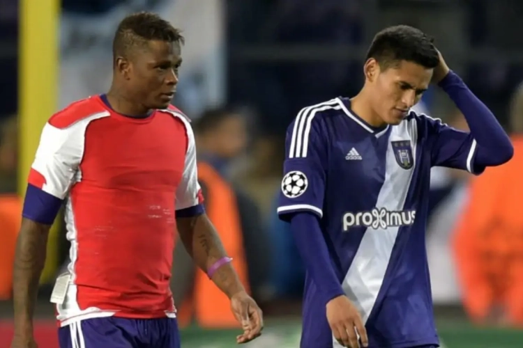 Des soucis à la douane pour Cyriac et Najar